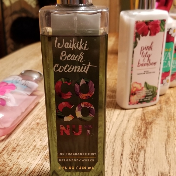 Bath and Body Works Mist Waikiki Beach - Picture 2 of 2